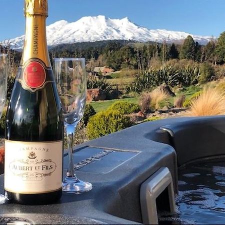 Heavenly Spa Views - Ohakune Holiday Home Exterior photo