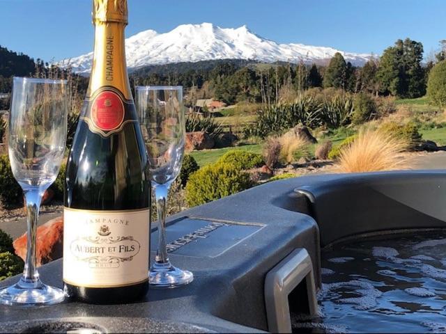 Heavenly Spa Views - Ohakune Holiday Home Exterior photo